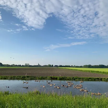 Het Twiscker Huys Bed & Breakfast 4*