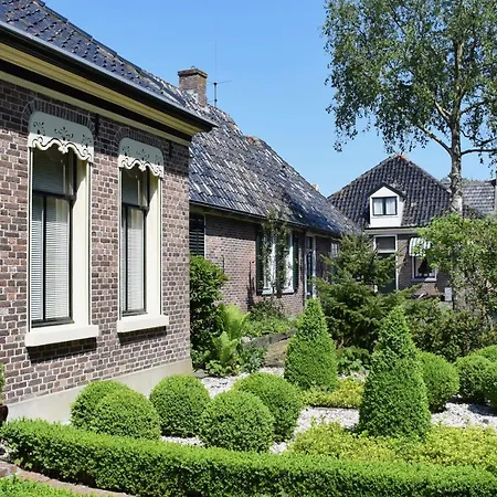 Het Twiscker Huys Alojamento de Acomodação e Pequeno-almoço 4*